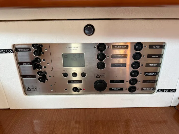 Shamrock Yacht Photos Pics 