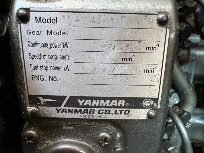 Shamrock Yacht Photos Pics 