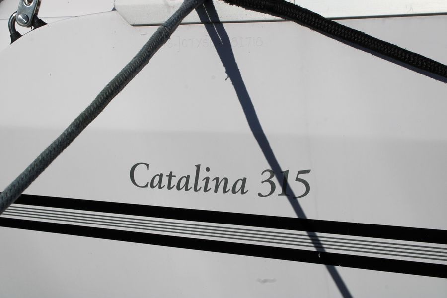 2018 Catalina 315