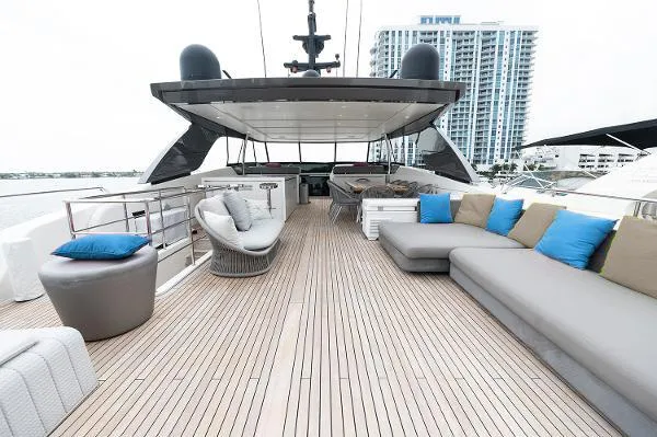 Ryen - Sl106/637 Yacht Photos Pics 