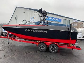 Moomba Max