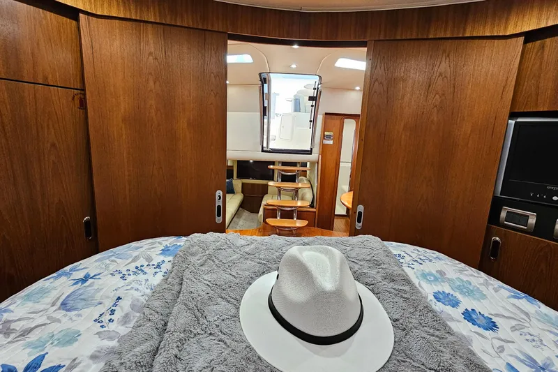  Yacht Photos Pics Interior of 2007 Tiara Yachts 3900 Sovran with cozy cabin and stylish decor.