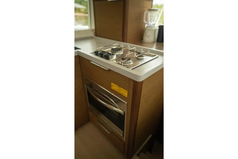 Wanderlust Yacht Photos Pics Modern kitchen in 2020 Lagoon 40 yacht with stove and oven.