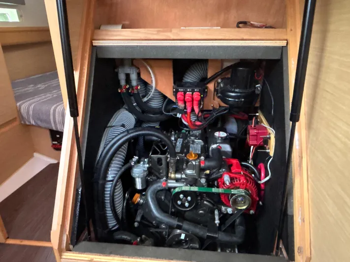 Statira Yacht Photos Pics 