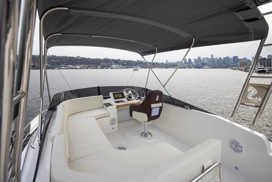 2023 Beneteau 35'