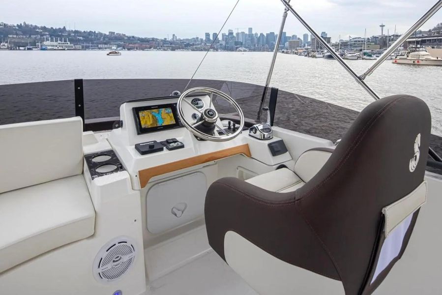 2023 Beneteau 35'