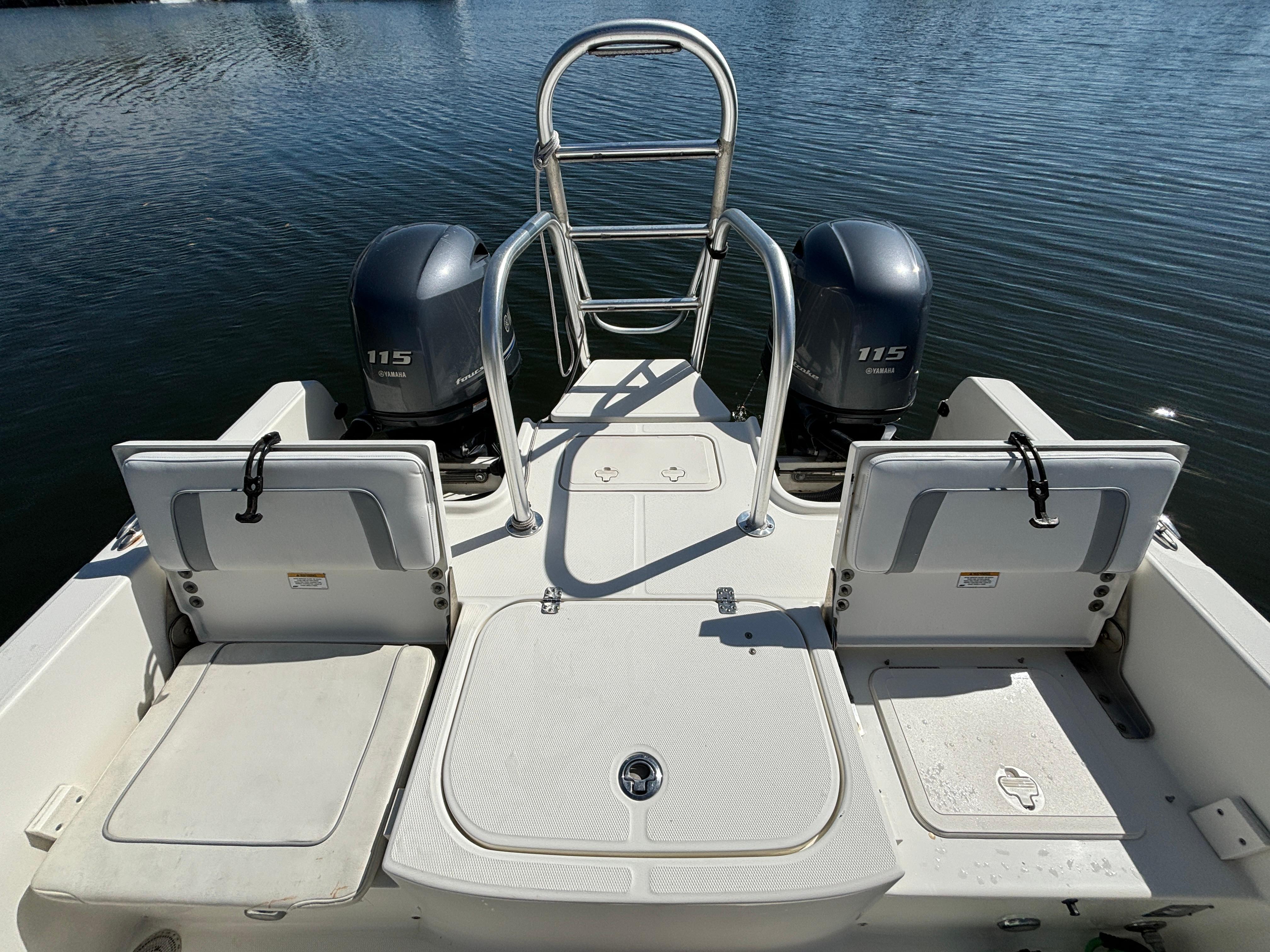 2015 Carolina Cat 230 CC Center Console for sale YachtWorld