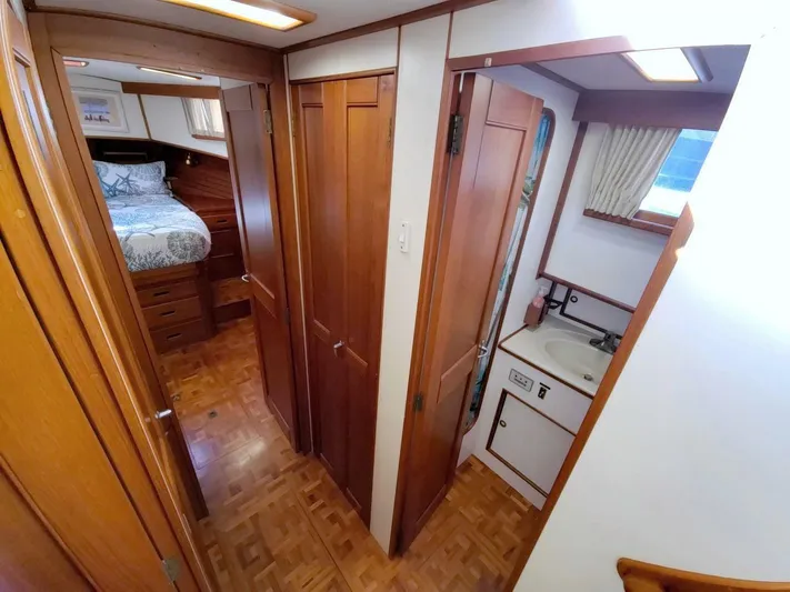 Magic Yacht Photos Pics 