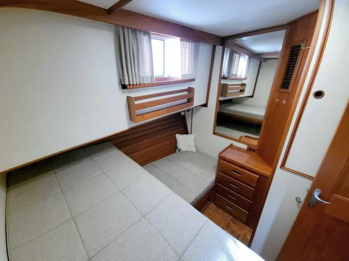 Magic Yacht Photos Pics 