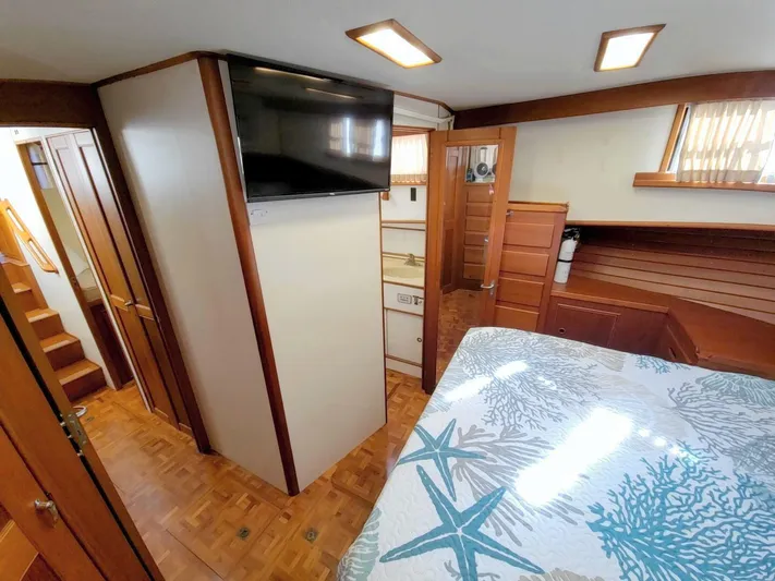 Magic Yacht Photos Pics 