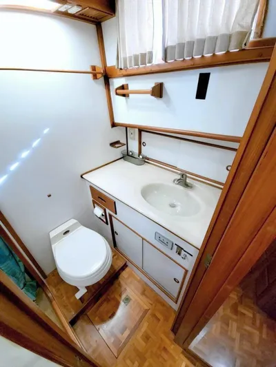 Magic Yacht Photos Pics 