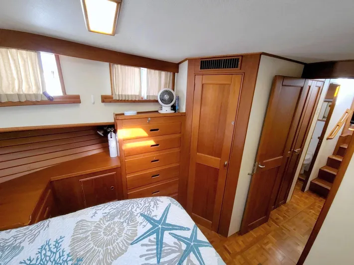 Magic Yacht Photos Pics 