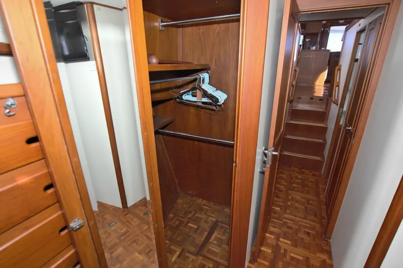 Magic Yacht Photos Pics 