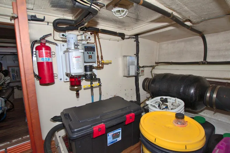 Magic Yacht Photos Pics 