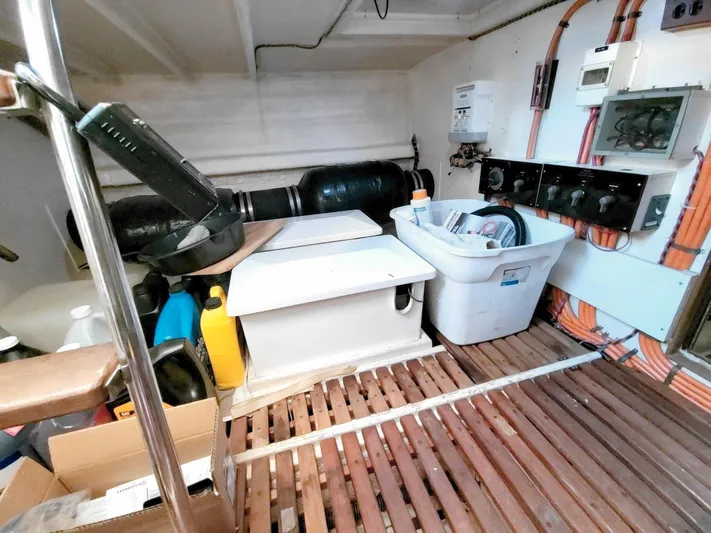 Magic Yacht Photos Pics 