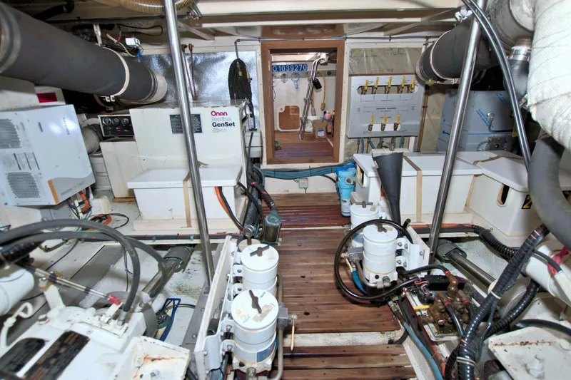 Magic Yacht Photos Pics 