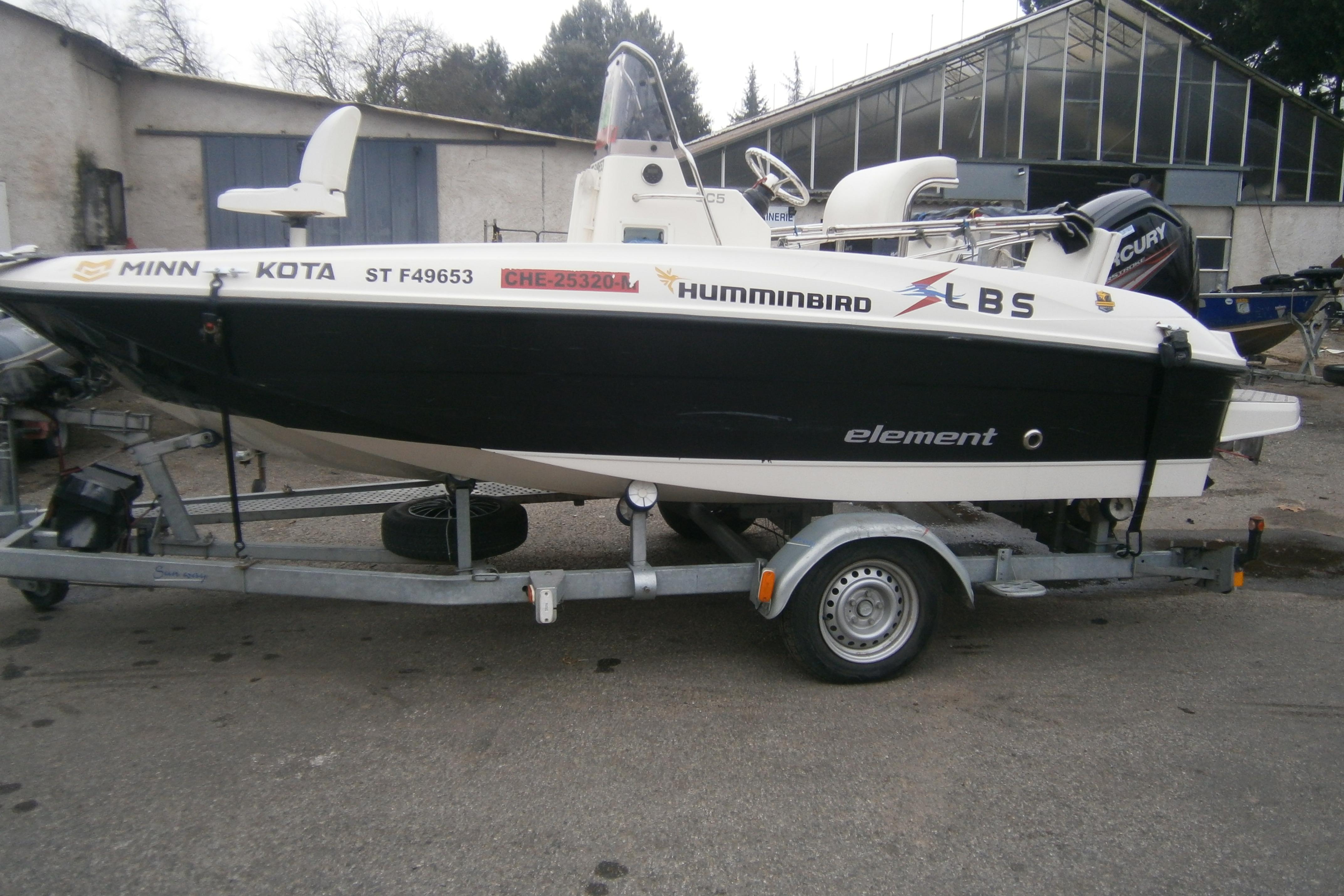 2016 Bayliner Element