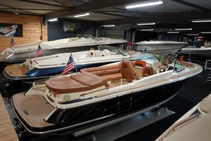 2020 Chris-Craft Launch 25GT
