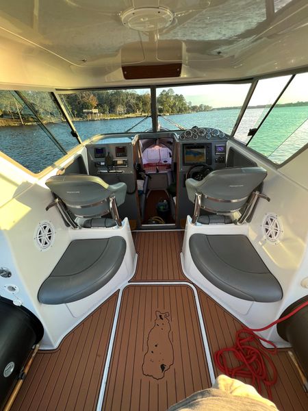 2007 Protector 28 Targa