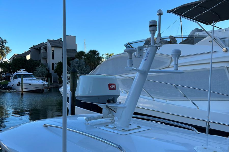 2007 Protector 28 Targa