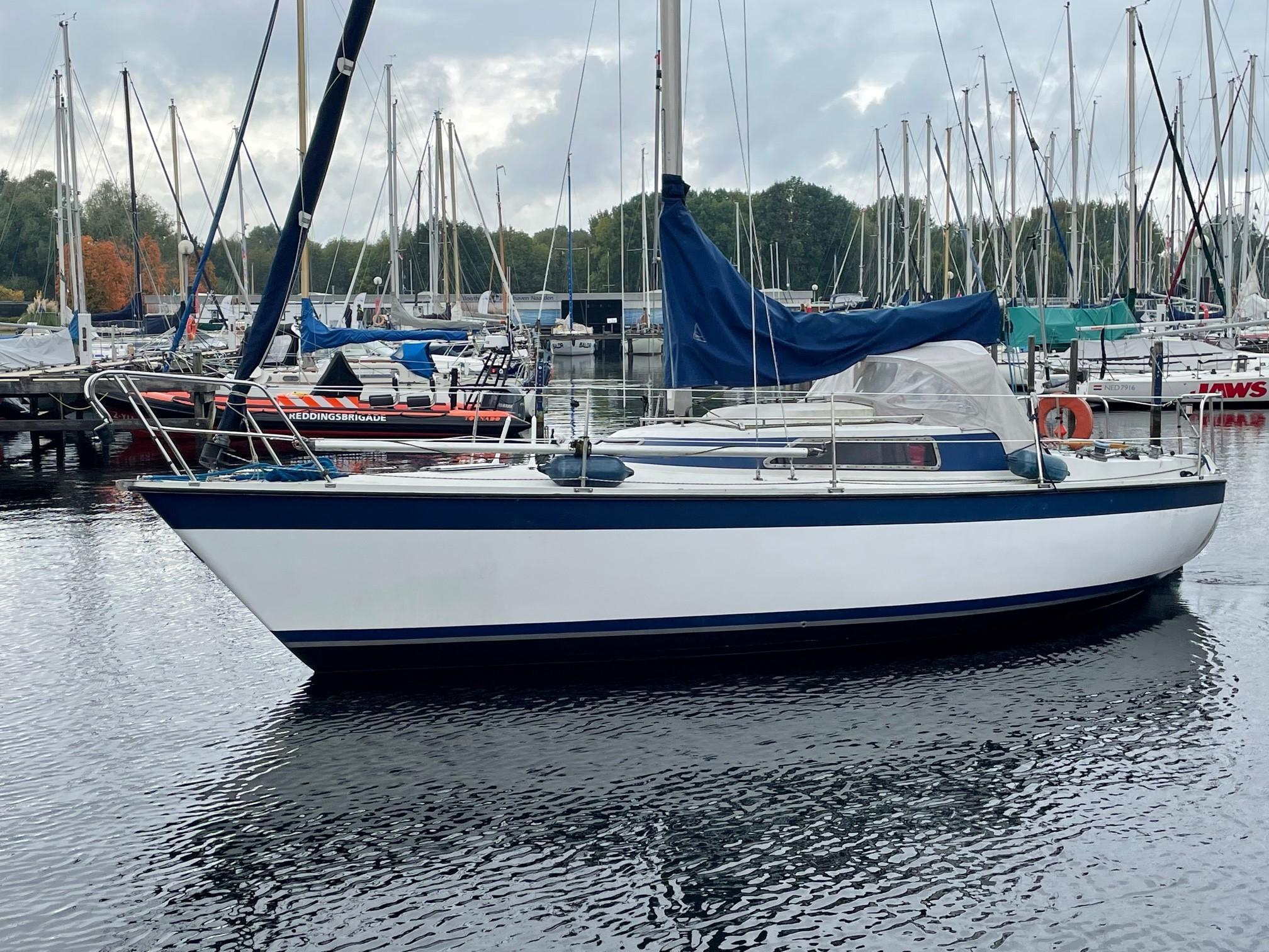 Prospect 900 | 1981 | 9m | Boatshop24