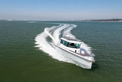 2020 Axopar 28 CABIN