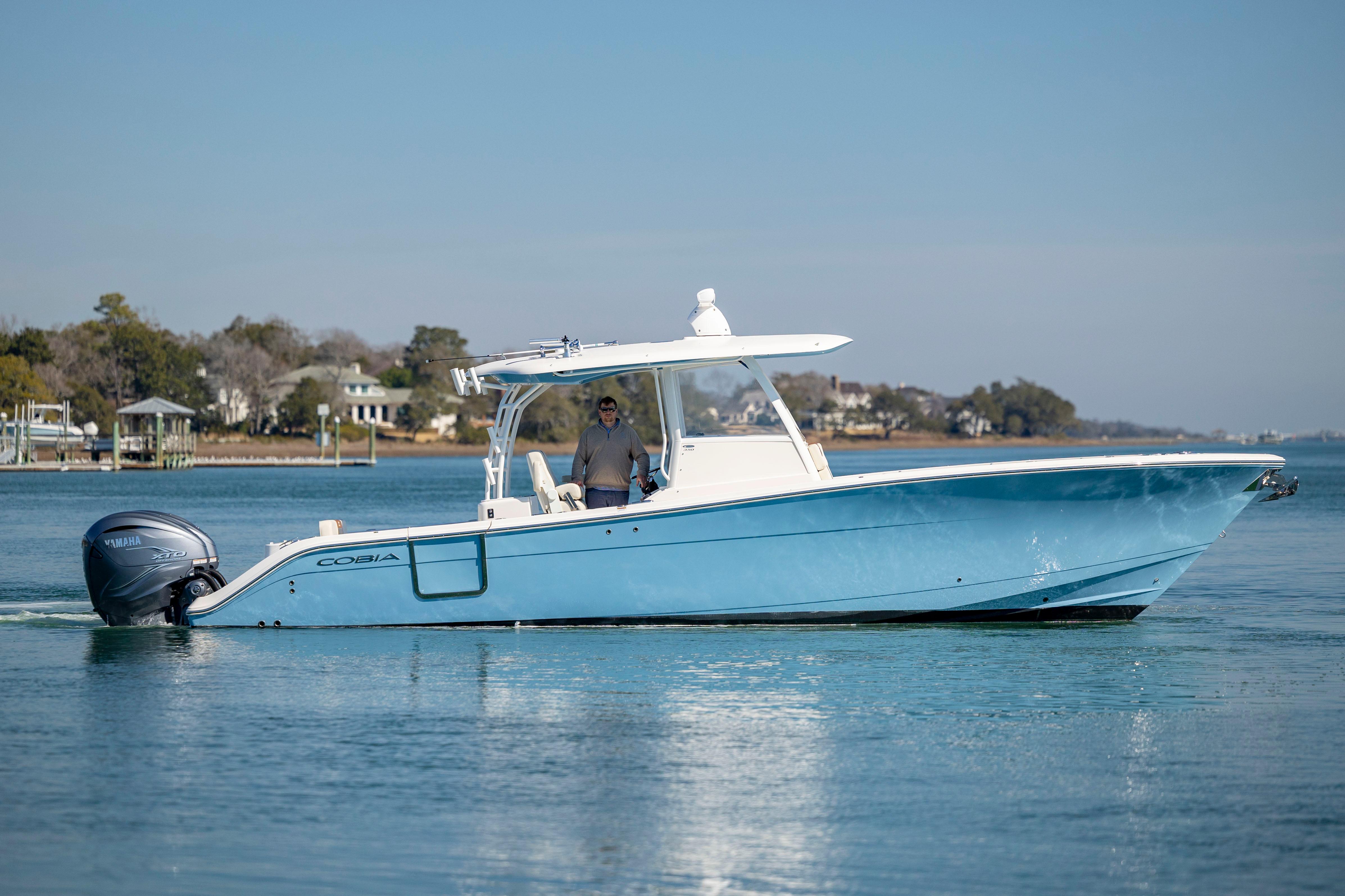 2022 Cobia 350 Center Console Center Console for sale - YachtWorld