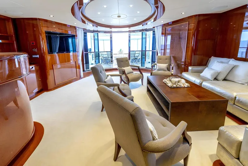 Baron Trenck Yacht Photos Pics Luxurious Eurocraft SUPERYACHT 43.5 interior, featuring elegant seating and modern decor, 2011 model.