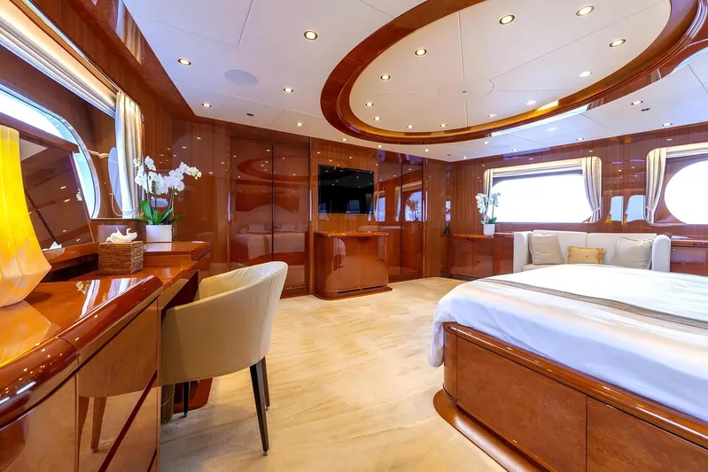 Baron Trenck Yacht Photos Pics Luxurious Eurocraft SUPERYACHT 43.5 interior, 2011 model, featuring elegant wood finishes and modern decor.