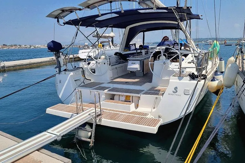  Yacht Photos Pics Beneteau Oceanis 48 2015