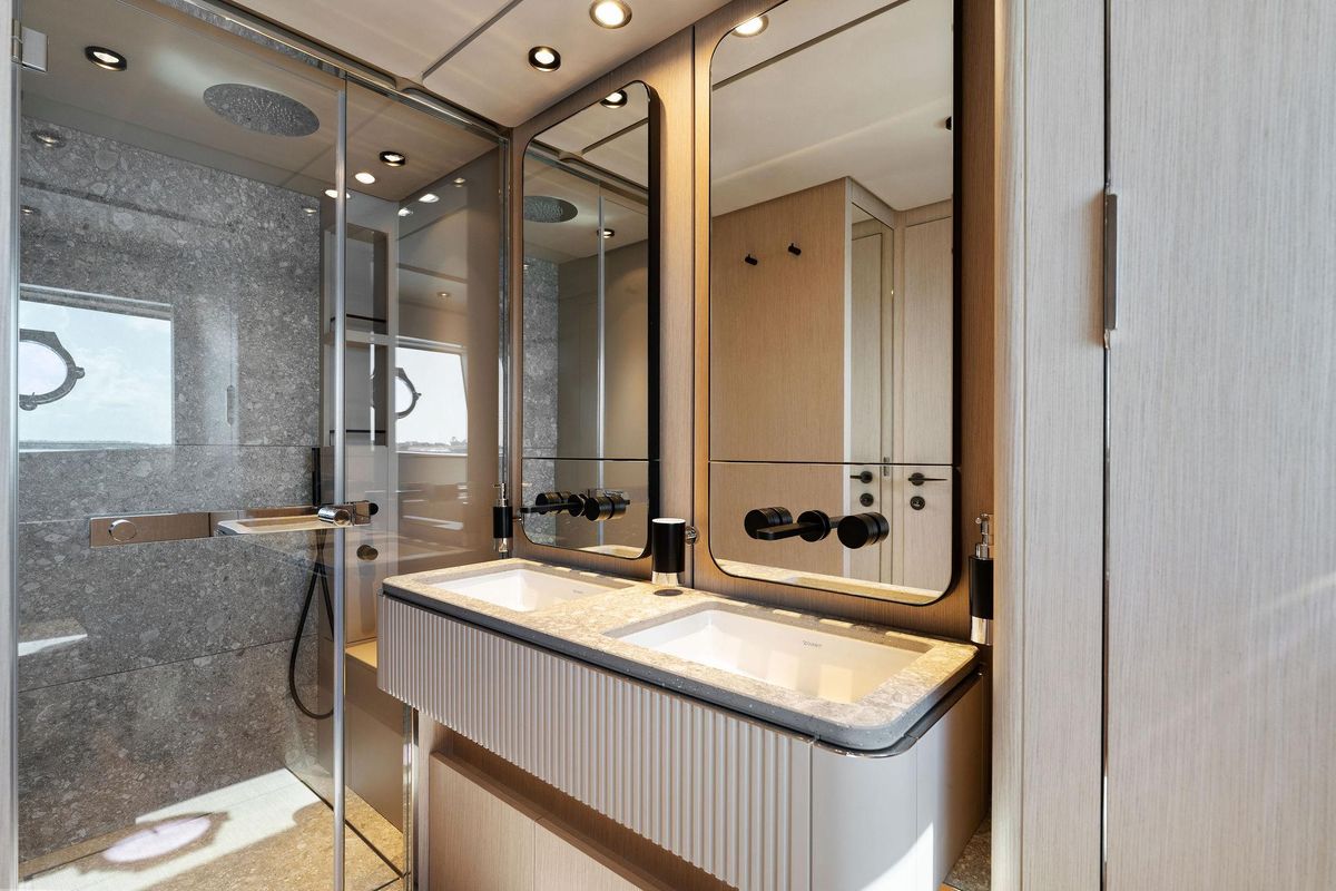 2023 Ferretti Yachts 78 