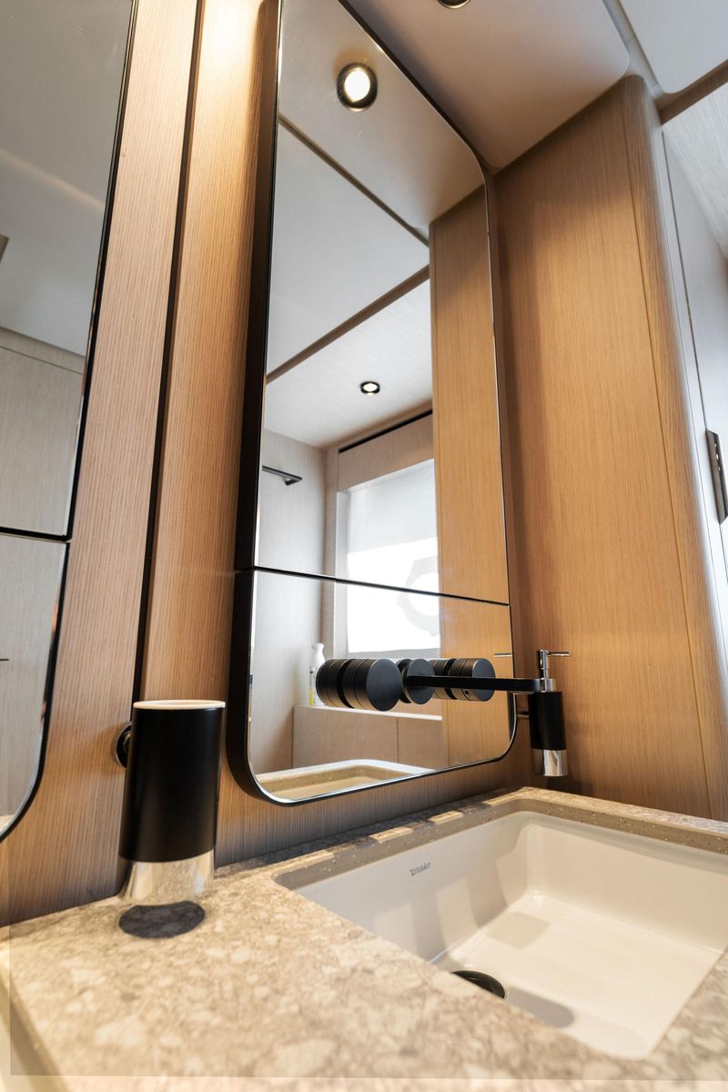 2023 Ferretti Yachts 78 