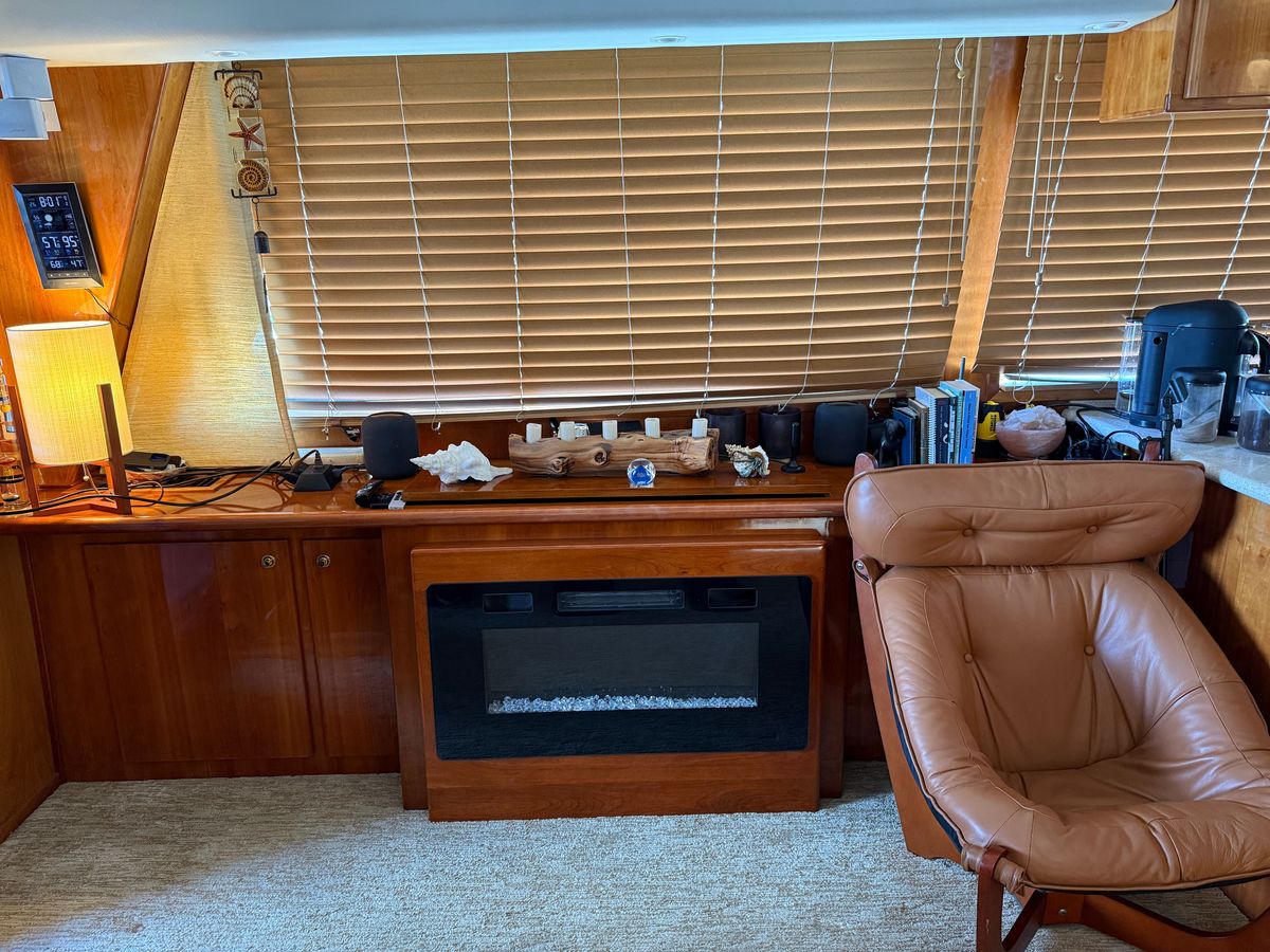 2001 Navigator 56 