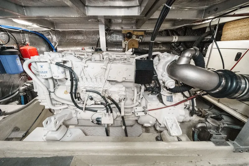 Aloha Yacht Photos Pics 