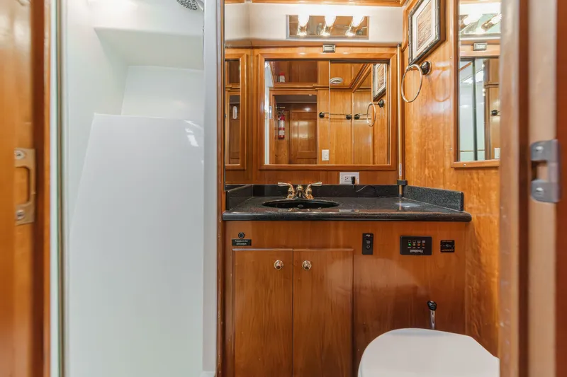 Aloha Yacht Photos Pics 