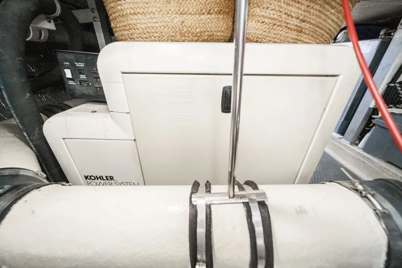 Aloha Yacht Photos Pics 