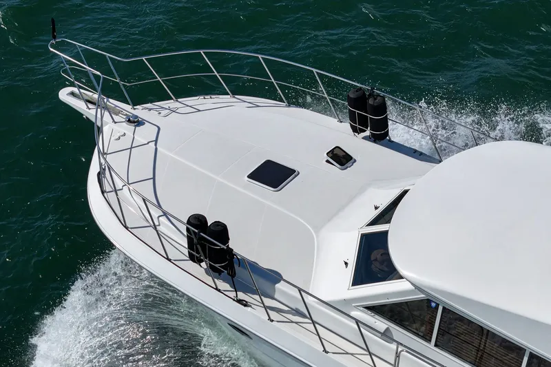 Aloha Yacht Photos Pics 