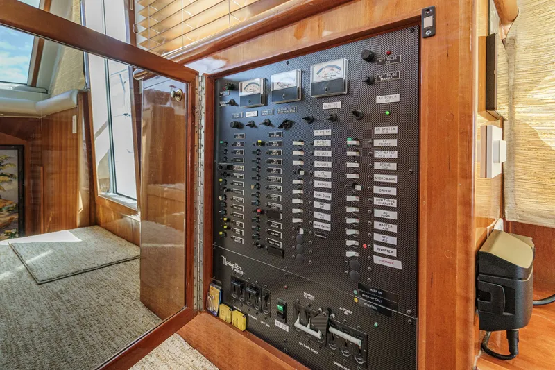 Aloha Yacht Photos Pics 