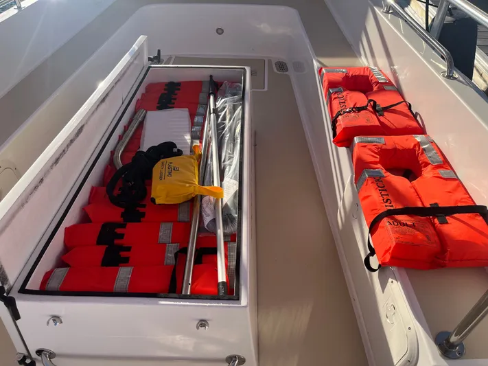 Mistick Yacht Photos Pics 