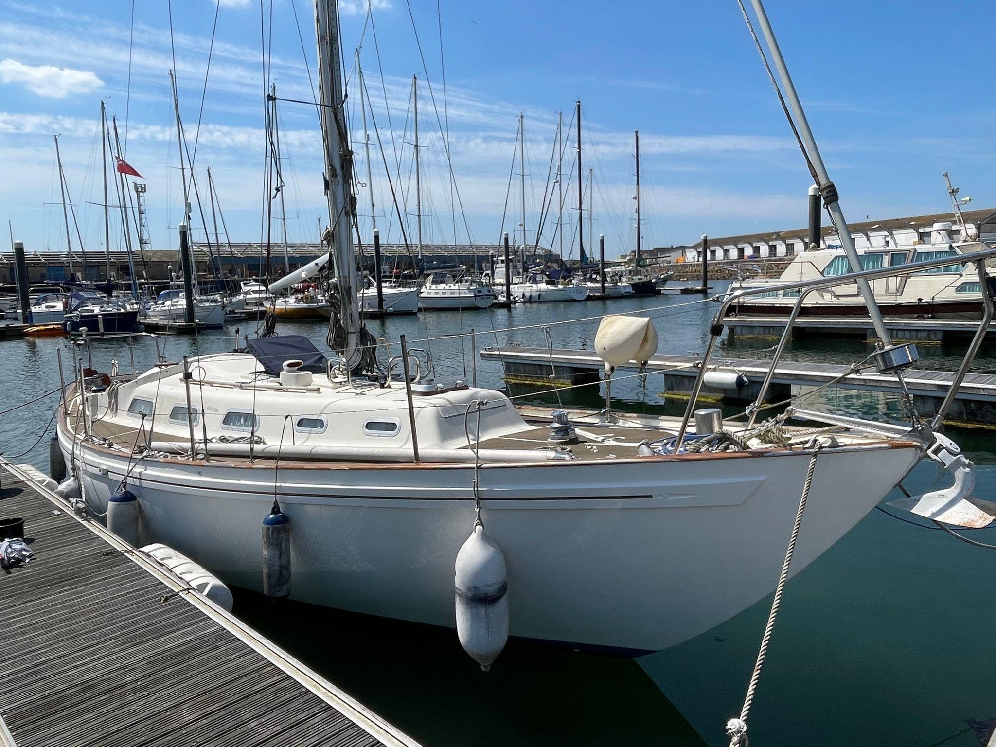 rival 34 yacht for sale