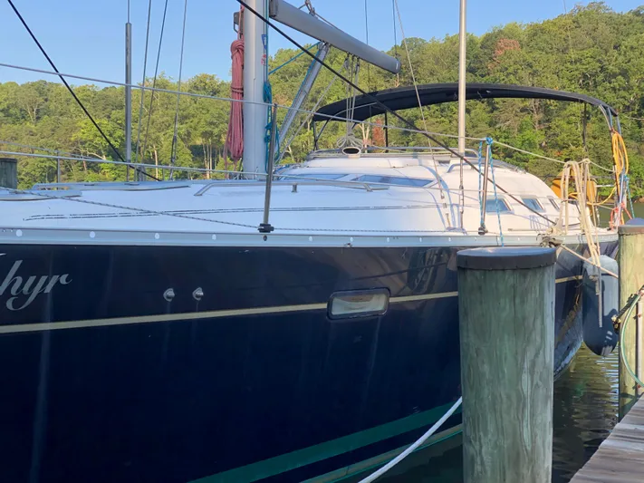 Zephyr Yacht Photos Pics 