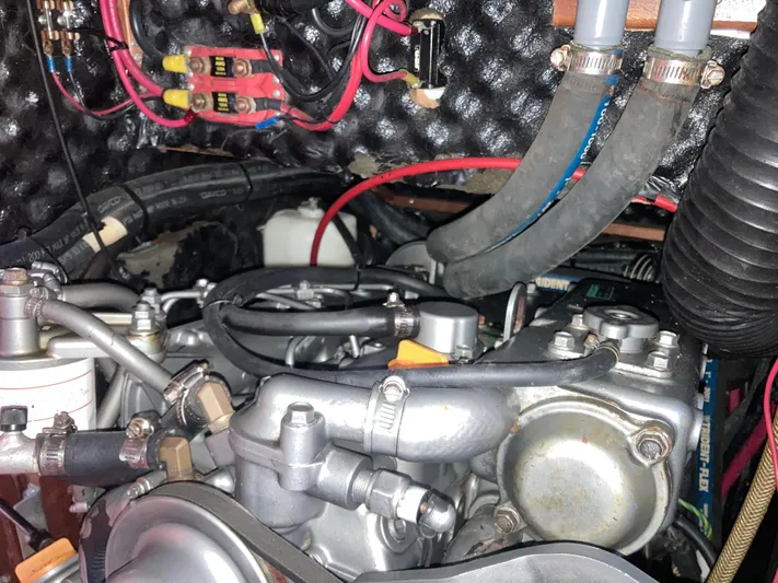 Zephyr Yacht Photos Pics 