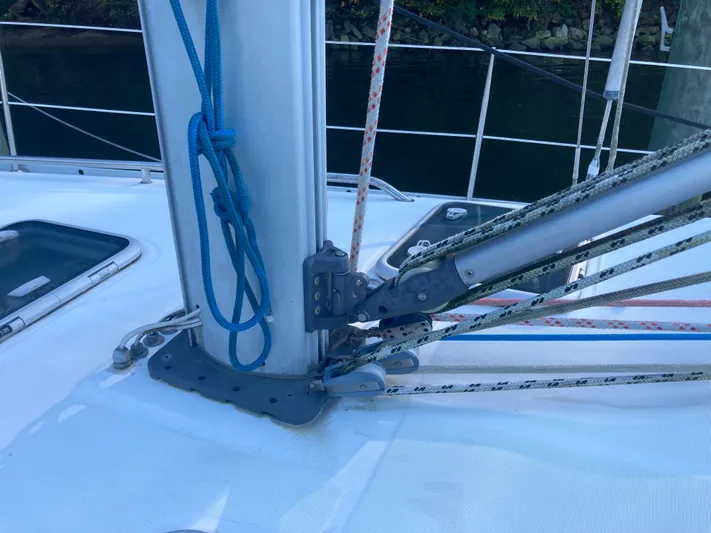 Zephyr Yacht Photos Pics 