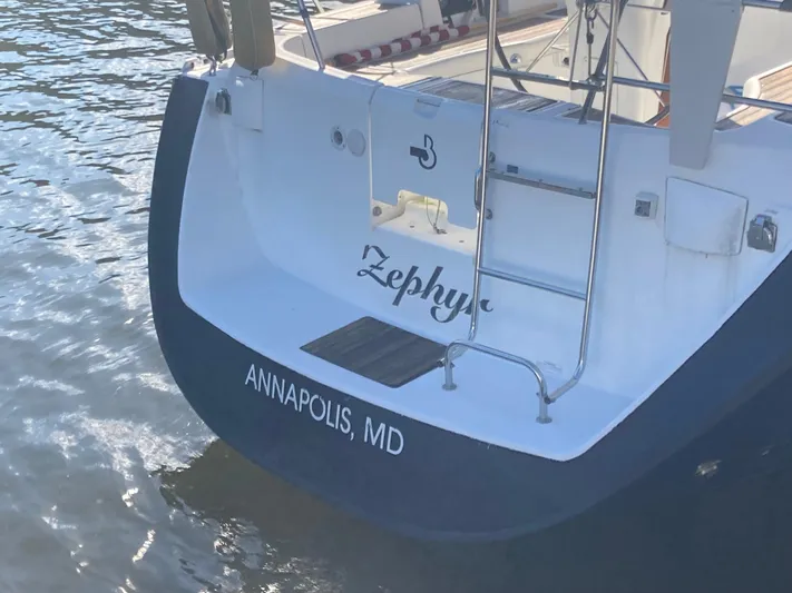 Zephyr Yacht Photos Pics 
