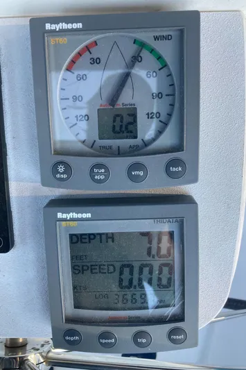 Zephyr Yacht Photos Pics 