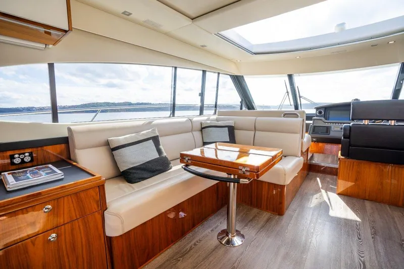 Riviera 5400 Sports Yacht Yacht Photos Pics 