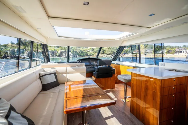 Riviera 5400 Sports Yacht Yacht Photos Pics 