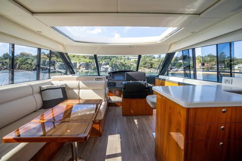 Riviera 5400 Sports Yacht Yacht Photos Pics 
