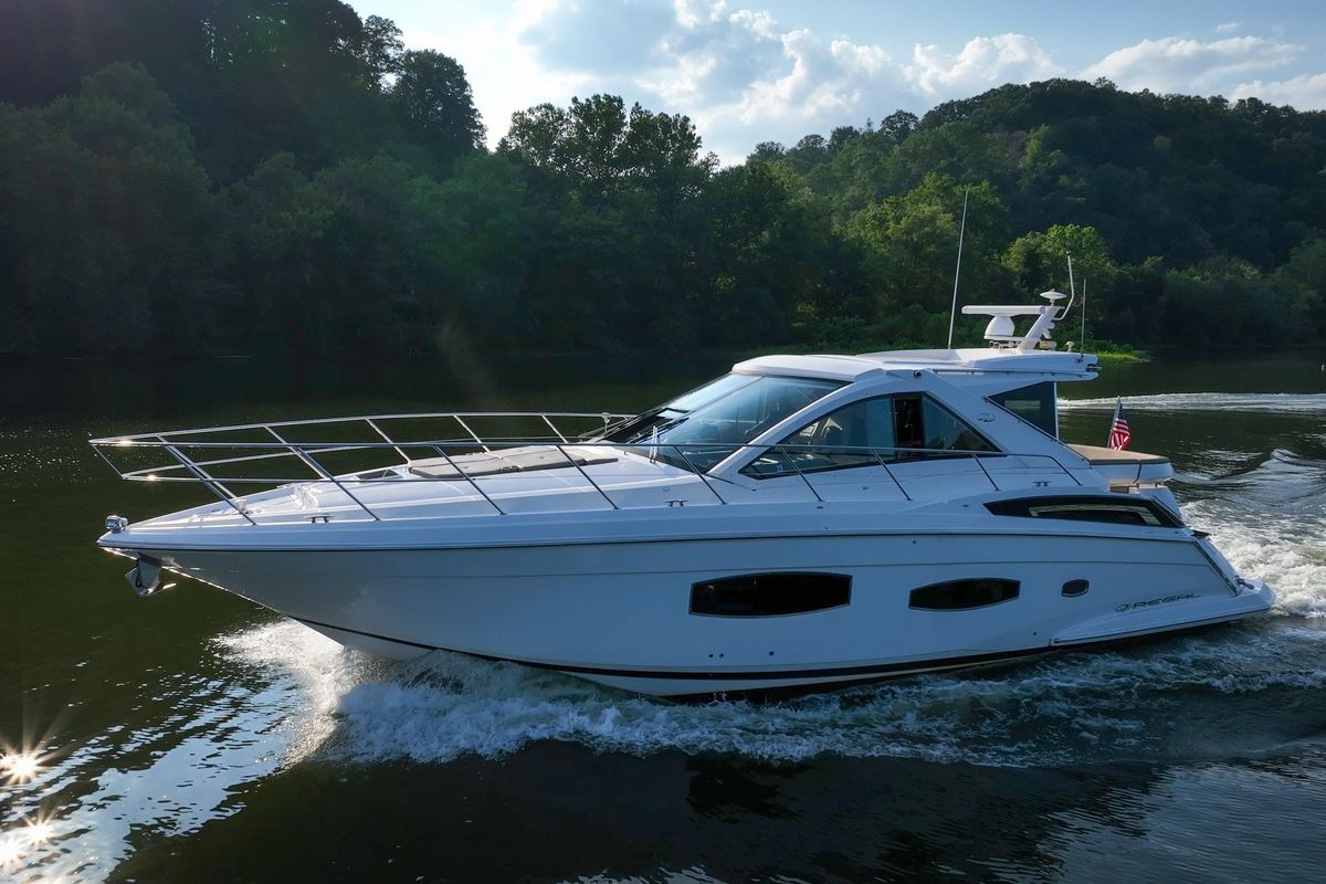 2015 Regal 53 
