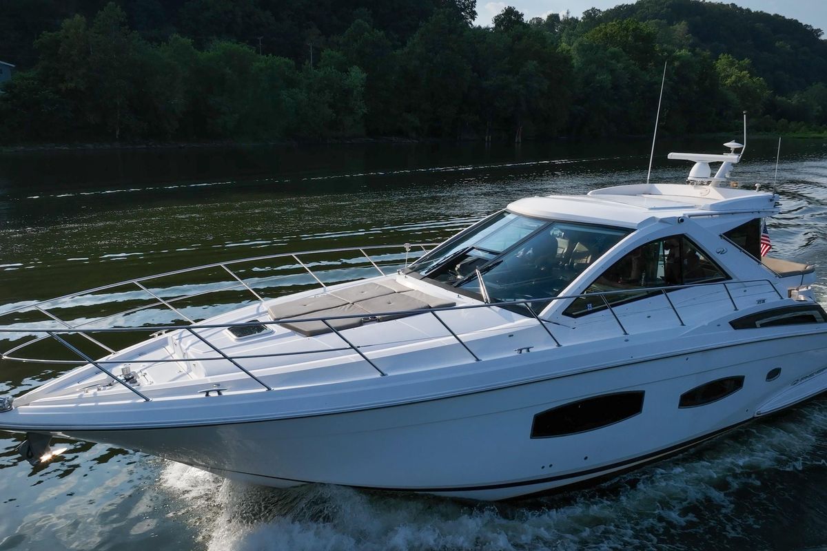 2015 Regal 53 